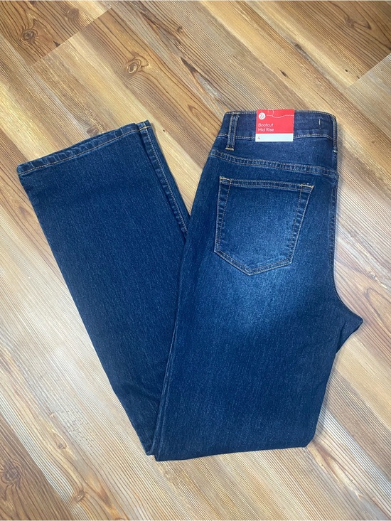 89th & Madison Denim - 4/$16 89th & Madison Bootcut Jeans